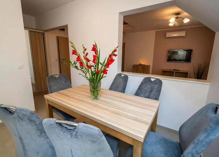 Malina & Apart Otel 4*