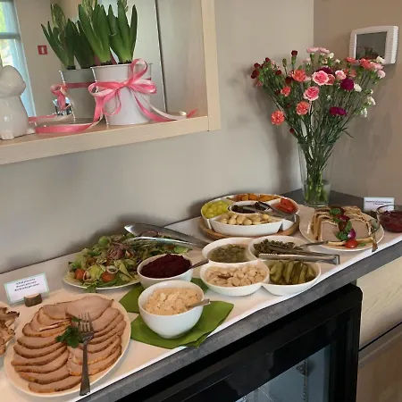 Aparthotel Malina & 4*