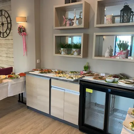 公寓式酒店 Malina & 4*