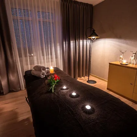 Malina & 斯克拉斯卡波伦巴