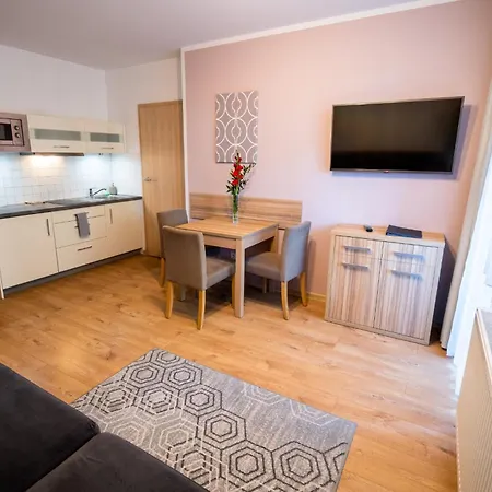 Aparthotel Malina &