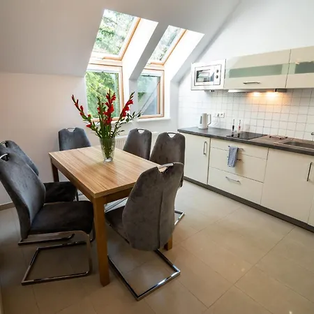 Malina & Aparthotel 4*