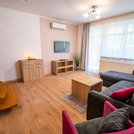 Malina & Aparthotel 4*