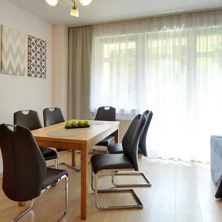 Aparthotel Malina &