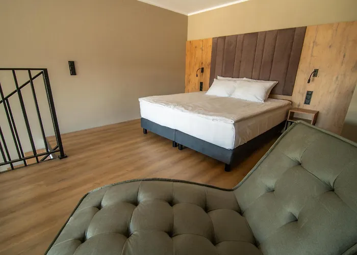 Aparthotel Malina & 4*